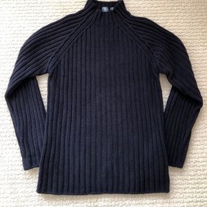 Men’s DKNY sweater